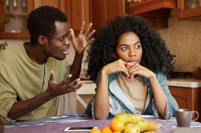 Authenticity vs. Hypocrisy: Navigating Human Relationships in the Modern World